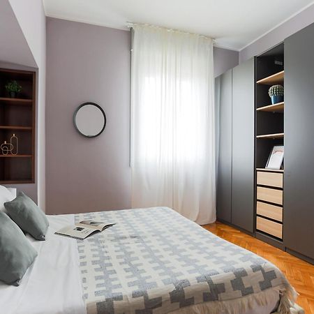 The Best Rent - Spacious One-Bedroom Apartment In Moscova District Mailand Exterior foto
