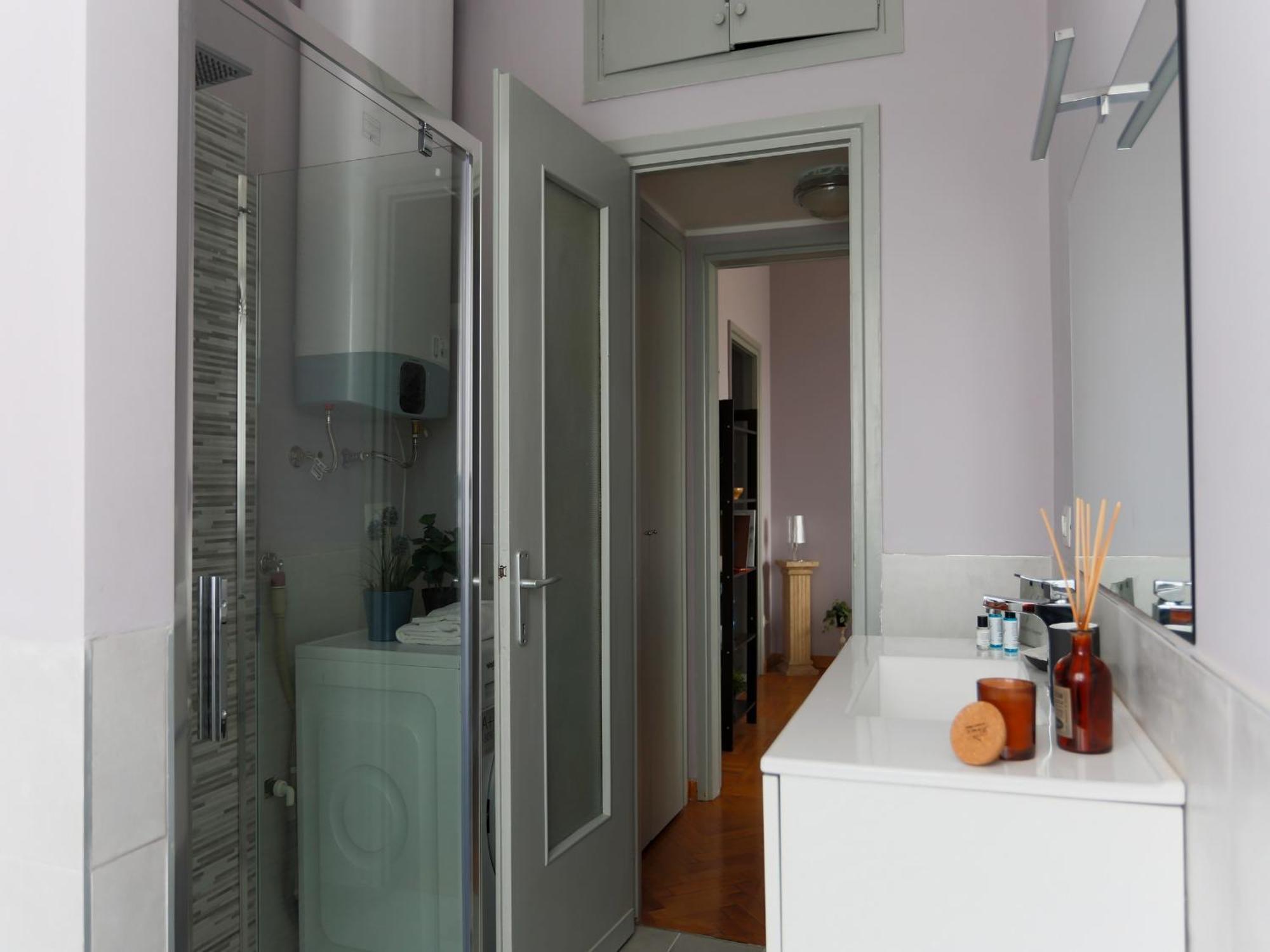 The Best Rent - Spacious One-Bedroom Apartment In Moscova District Mailand Exterior foto